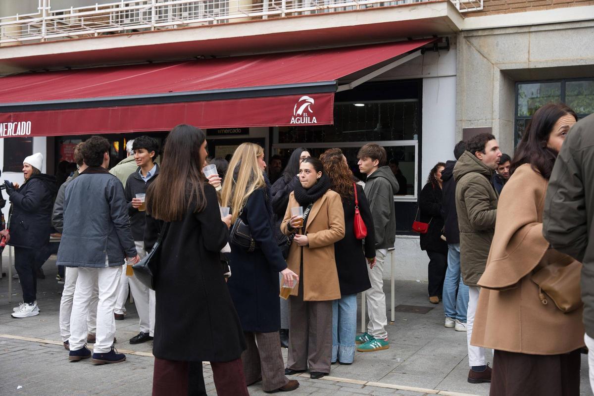 ¿Has estado de cañas en Badajoz? ¡Búscate en las fotos de la 'Tardevieja'!
