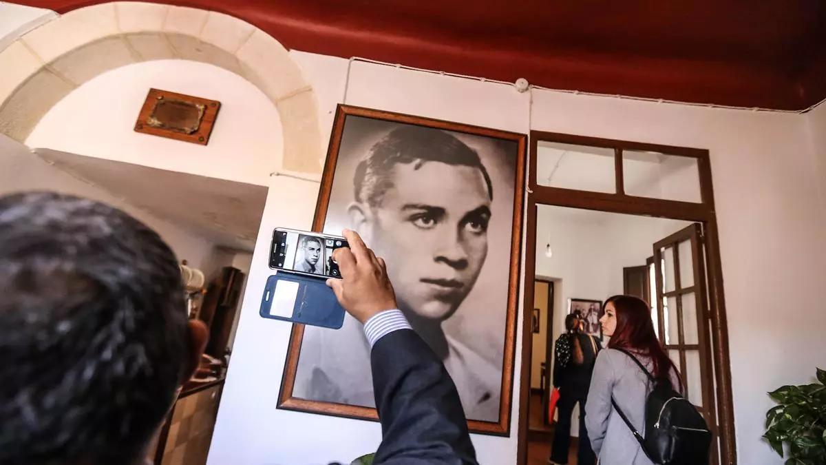 De Orihuela a Madrid: nace el Premio "Para la libertad" en homenaje a Miguel Hernández