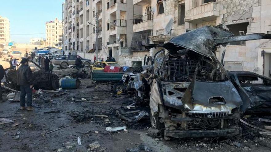 Al menos 23 muertos en un ataque con coche bomba en la ciudad siria de Idlib