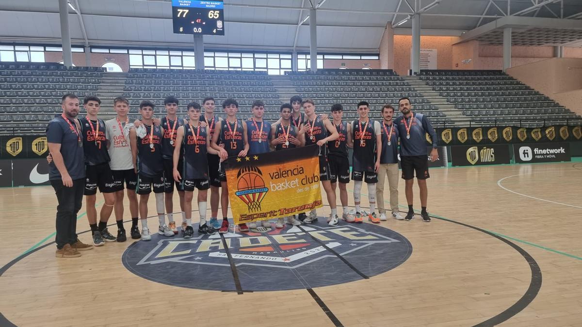 El equipo A masculino del Valencia Basket finalizó en 5º lugar