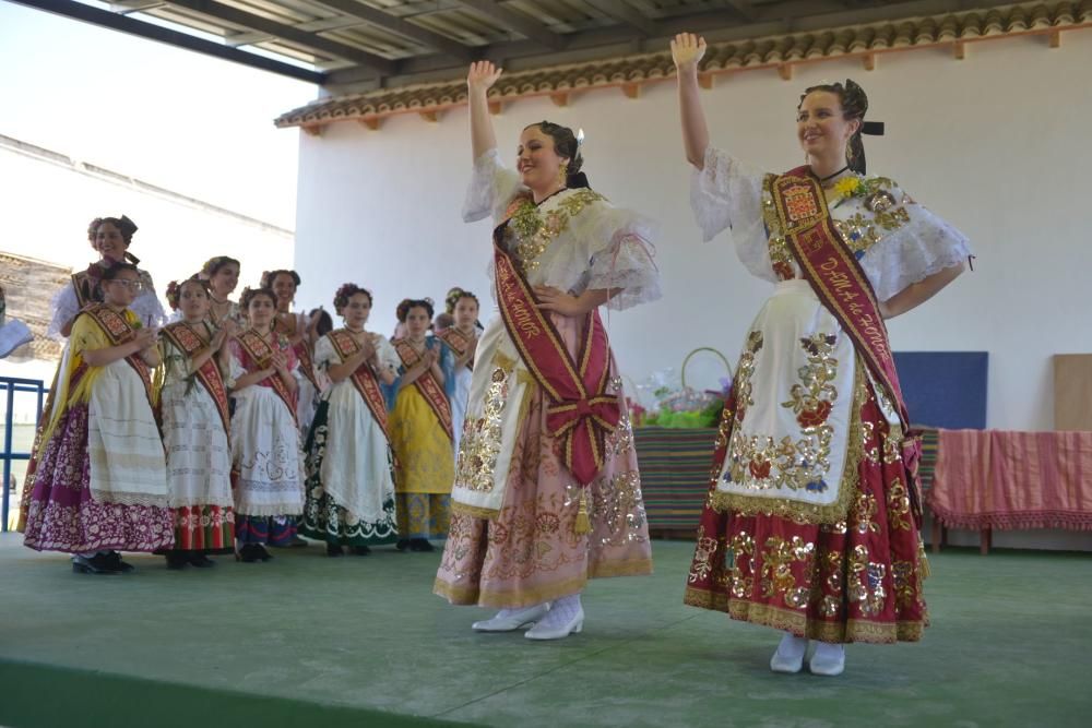 La Federación de Peñas despide a sus reinas de la huerta 2015