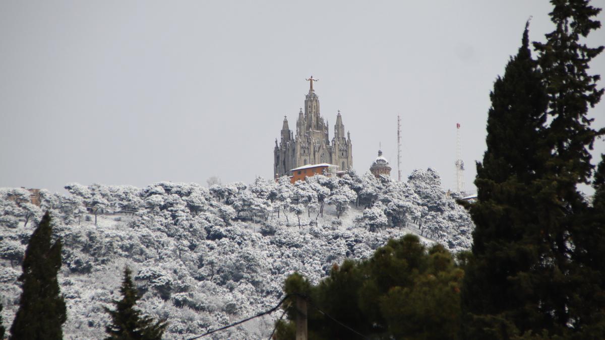 Neu al Tibidabo de Barcelona