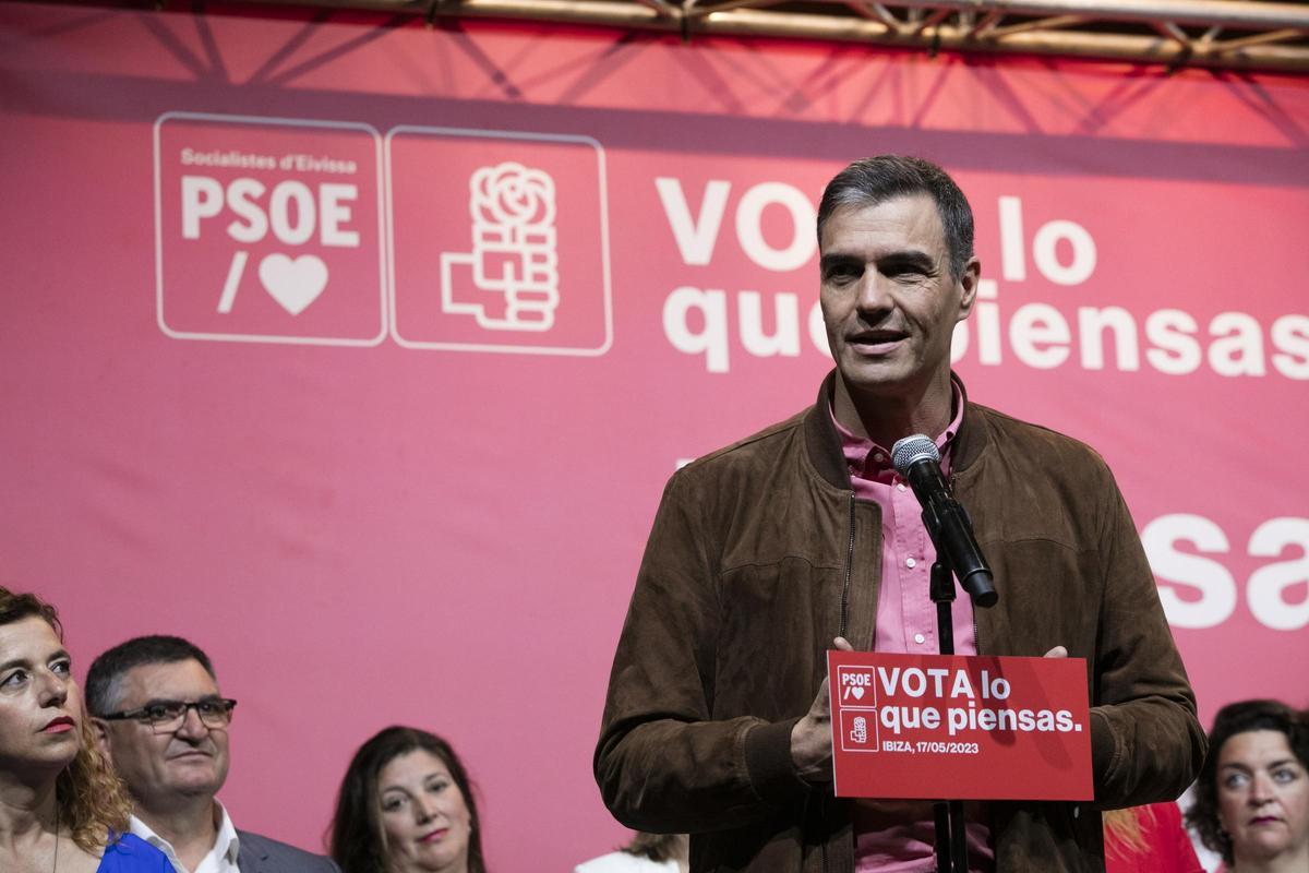 Todas las imágenes de Pedro Sánchez en Ibiza