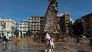 Fiestas achaca el mal estado del "cadafal" de la Ofrenda a la dificultad del arreglo