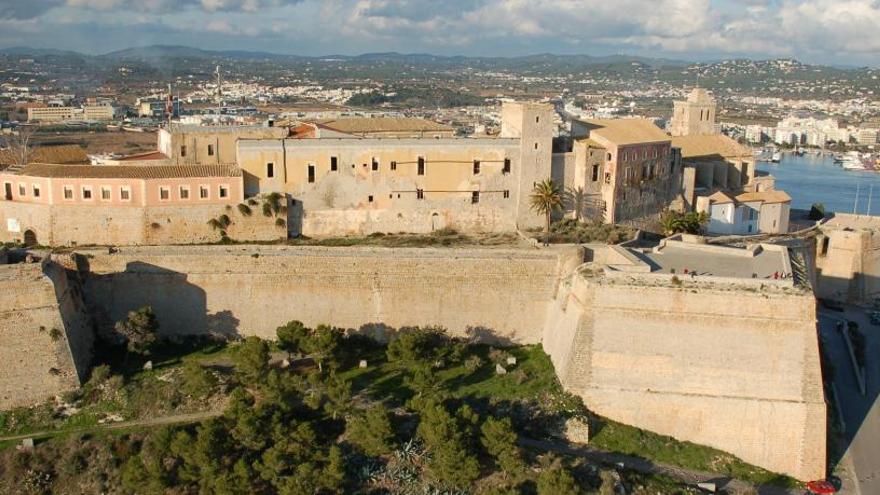 Vistas de Dalt Vila en Ibiza.