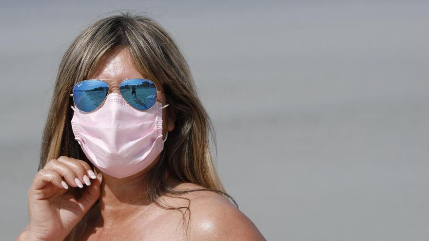 Beim Strandbesuch bitte die Maske griffbereit haben.