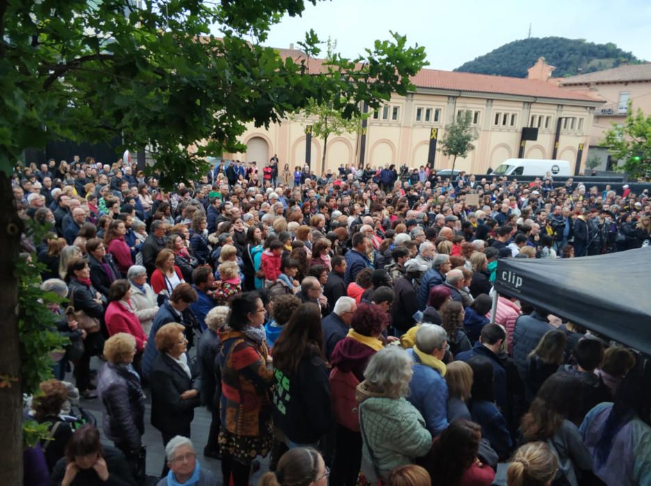 Concentració de rebuig al crim masclista d'Olot