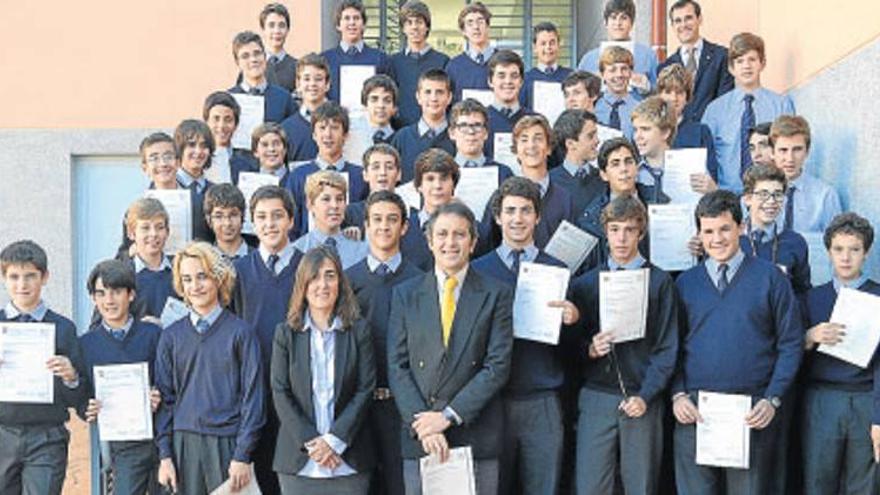 El Ahlzahir implementa 4.900 horas de idiomas