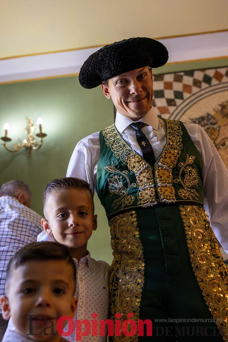 Despedida de los ruedos de Antonio José López 'El Rubio' en Cehegín. Así se ha vestido de torero