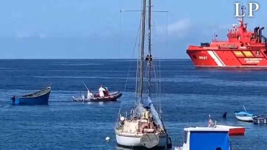 Retirada de pateras y cayucos en el Muelle de Arguineguín