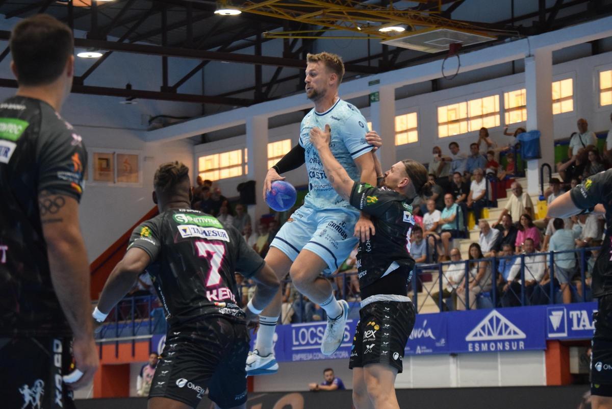 El "viquingo" danés del Frigoríficos del Morrazo, Mads Thymann, no tuvó ayer en Puente Genil su mejor día en el lanzamiento.