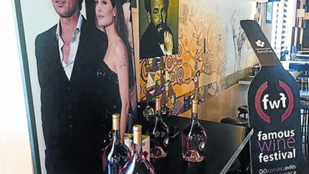 El vino Miraval, de Brad Pitt y Angelina Jolie, en el Famous Wine Festival del 2015.