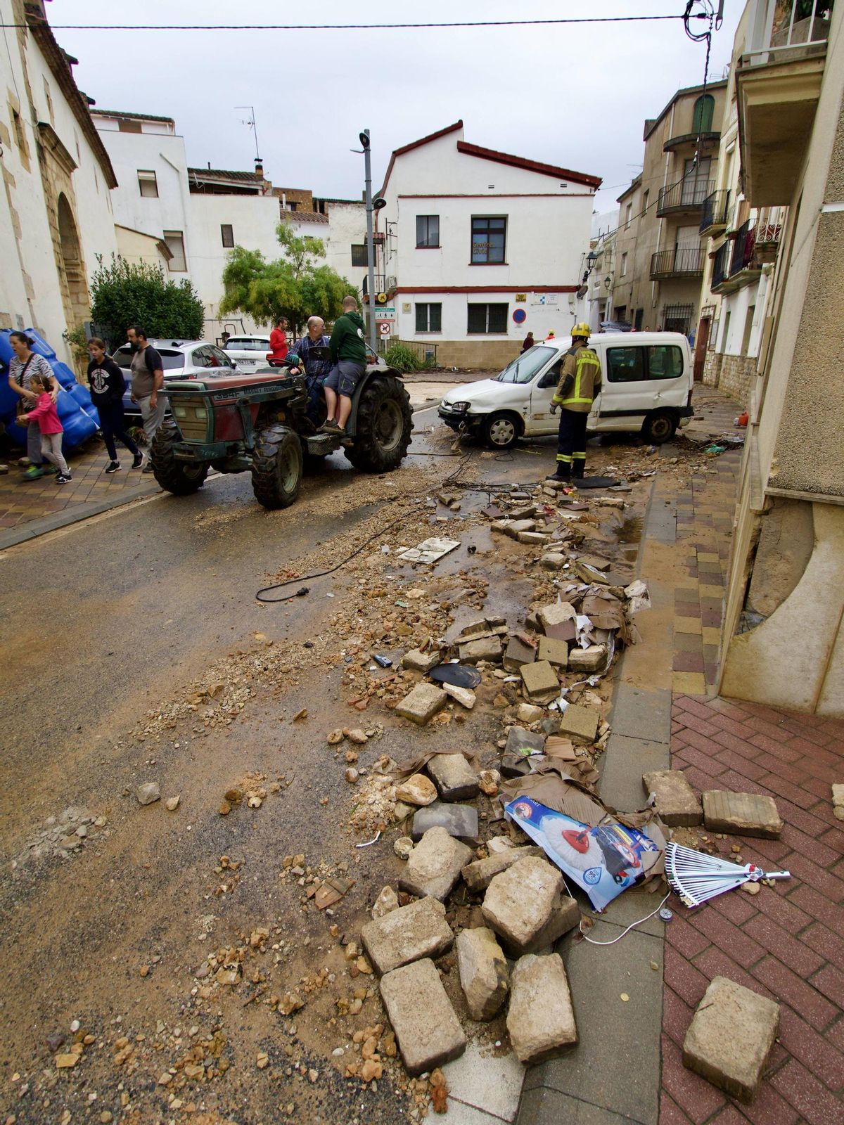 Destrozos provocados por la dana en Godall (Montsià)