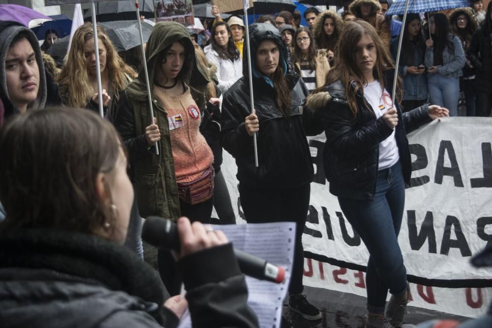 Manifestación contra la LOMCE en Oviedo