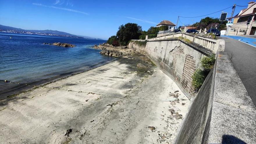 Moaña afronta su tercer verano con parte de la playa de O Con cerrada y a la espera de Costas