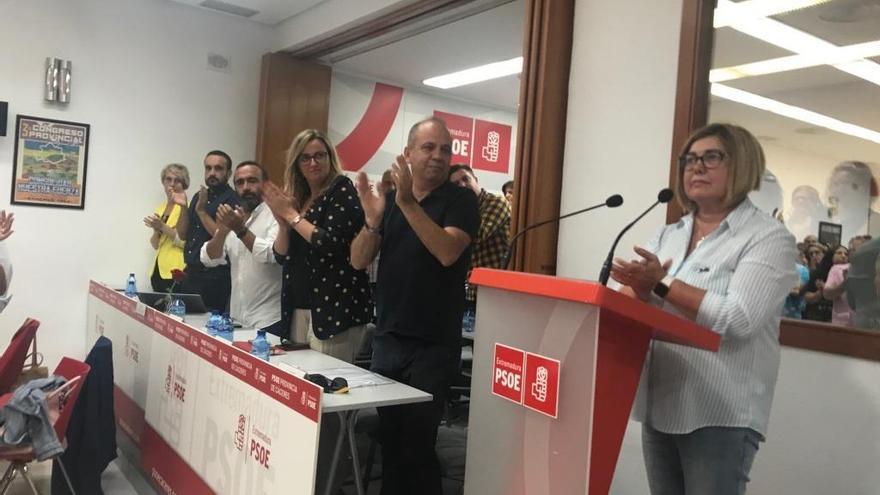 El PSOE ratifica por aclamación a Rosario Cordero para presidir la Diputación de Cáceres