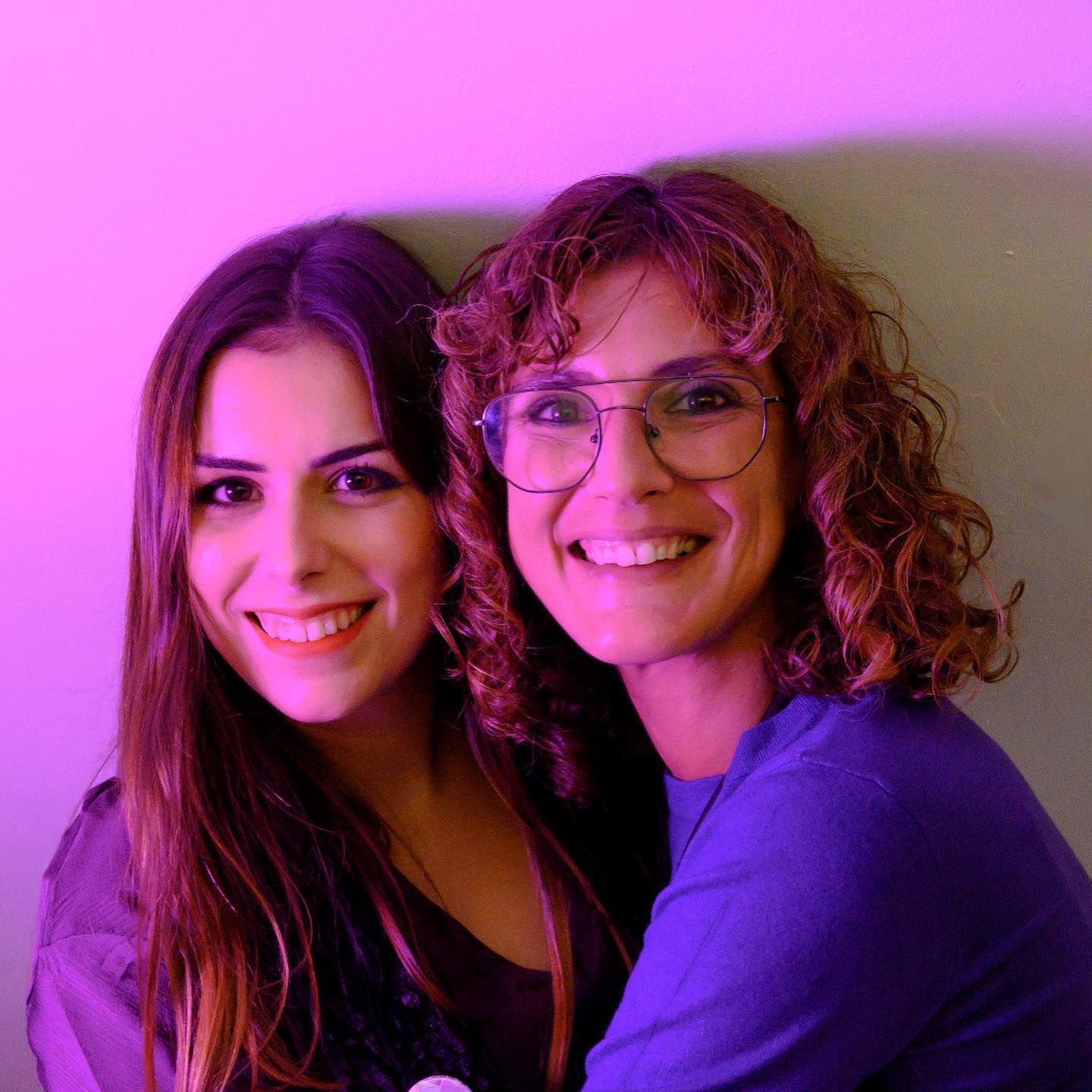 Damiana Cloquell y Nena Carbonell, organizadoras de la muestra