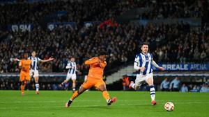 SAN SEBASTIAN, SPAIN - FEBRUARY 26: Endrick of Real Madrid scores his teams first goal during the Copa del Rey Semi Final match between Real Sociedad and Real Madrid at Reale Arena on February 26, 2025 in San Sebastian, Spain. (Photo by David Ramos/Getty Images)
