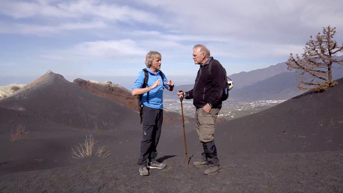 Fotograma del programa con Jesús Calleja y Pedro Piqueras en La Palma.