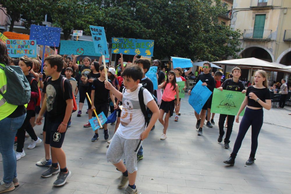 Escolars de Figueres contra el canvi climàtic