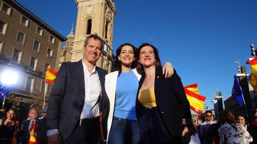 &quot;Contundente&quot; victoria de Arrimadas en Aragón, con un 81% de los votos