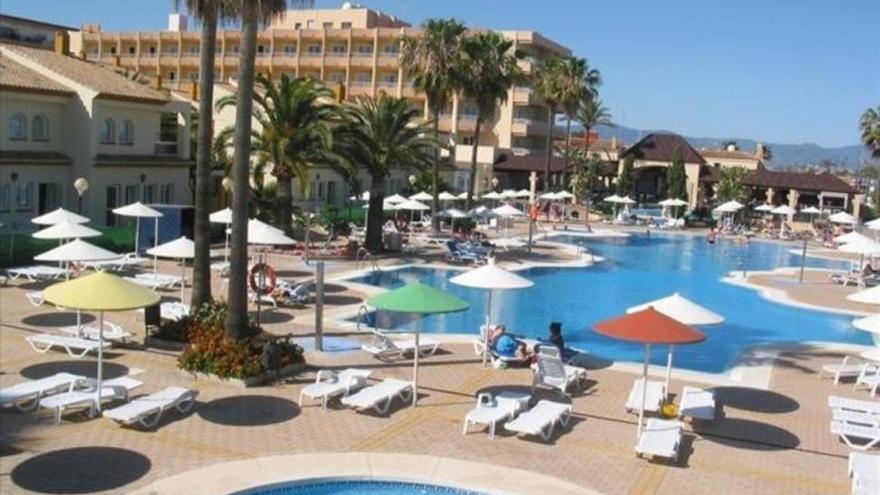 Un grupo de 800 estudiantes portugueses destroza un hotel en Torremolinos