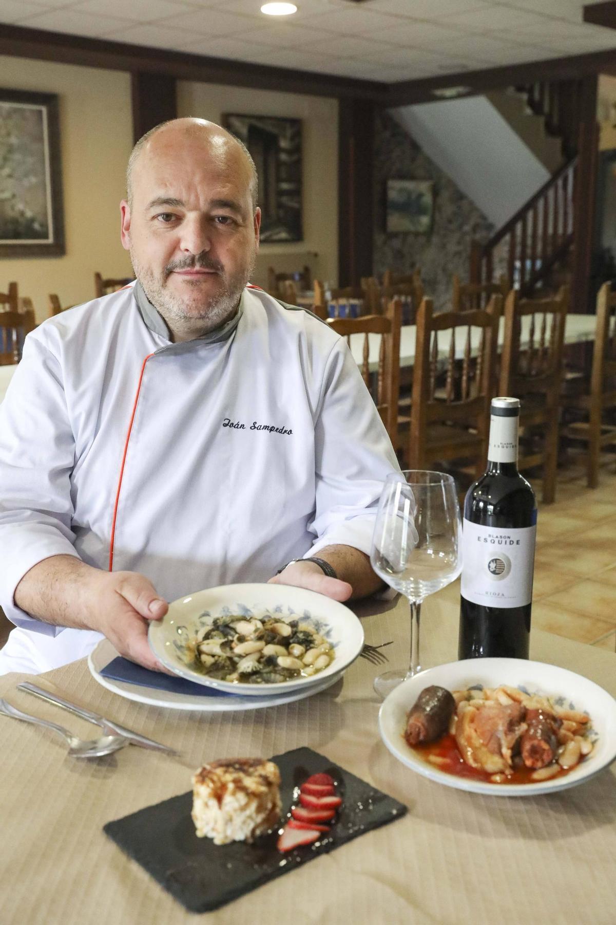 Restaurante El Escorial, Iván Sampedro con fabes con llámpares, fabada y tarta de turrón