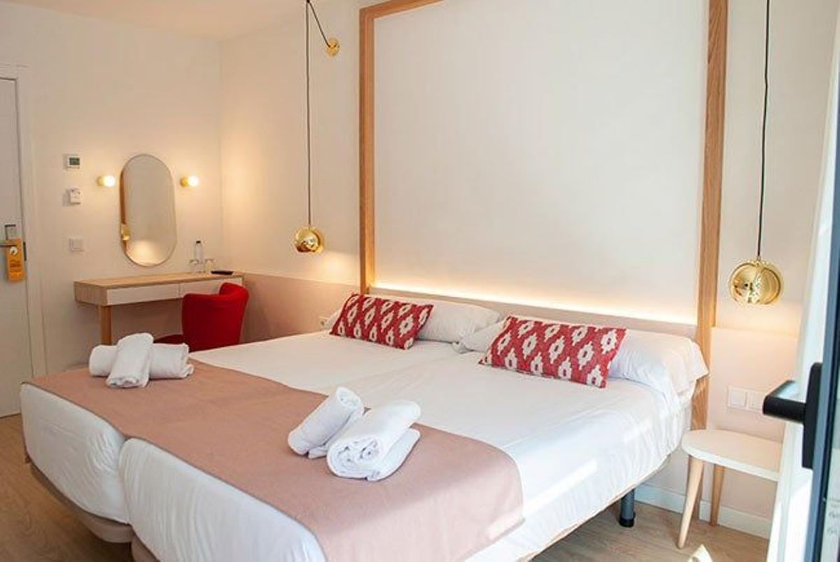 Hotel Som Dona