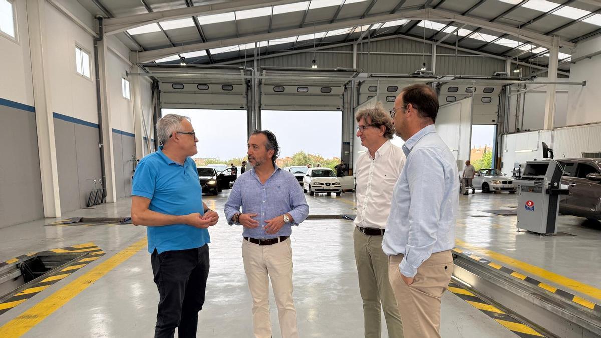 Fernando Rubio, esta mañana durante su visita a la estación de Calvià.