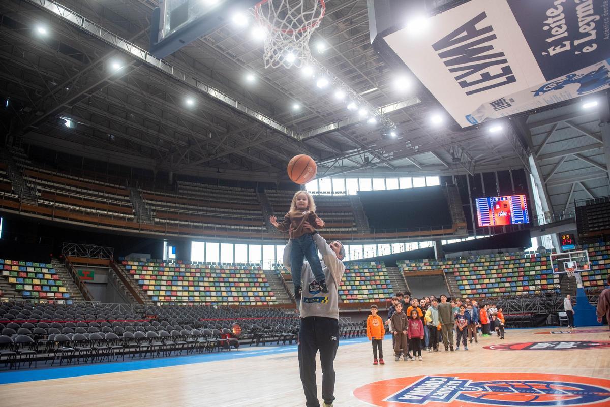260102LCOEntrenamiento de puertas abiertas del Leyma en el Coliseum_CASTELEIRO (229283035)