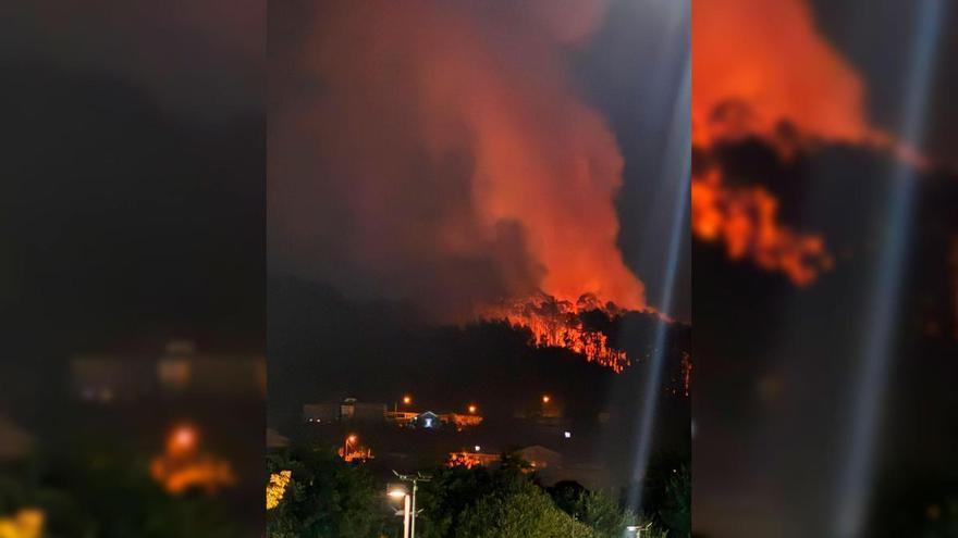 Activo un incendio en Gondomar con 2 hectáreas calcinadas
