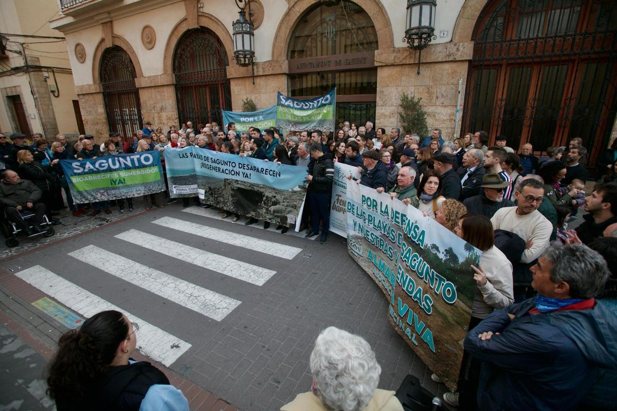 Participantes en la concentración.