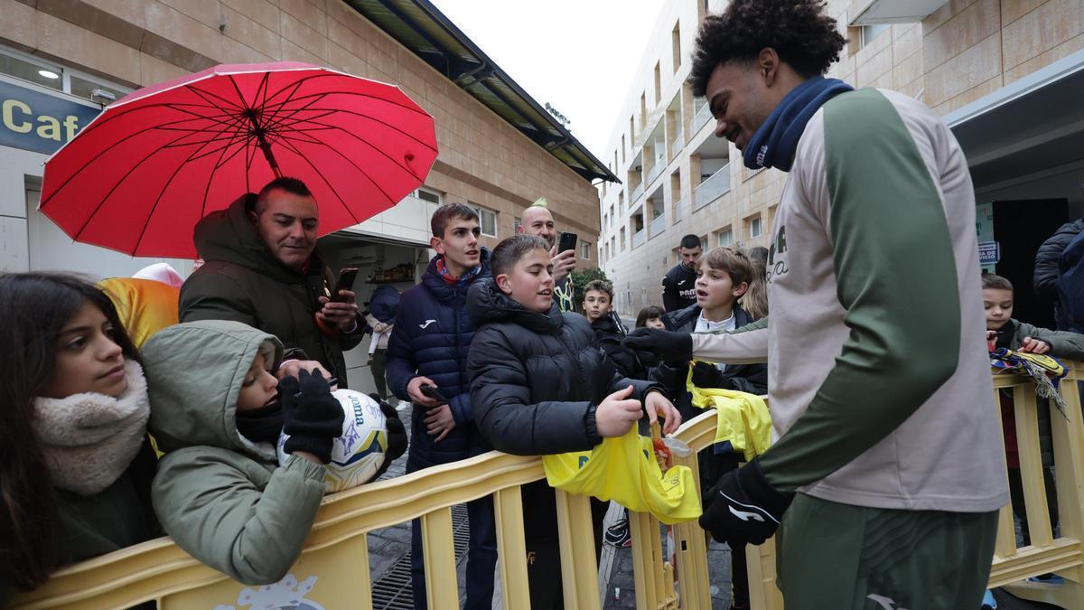 Jugadores como Renato Veiga se ha convertido en el mejor regalo de Reyes para la afición del Villarreal.