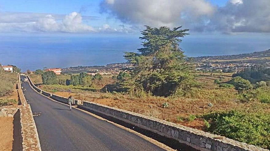 A new road improves access to the Ravelo neighborhood