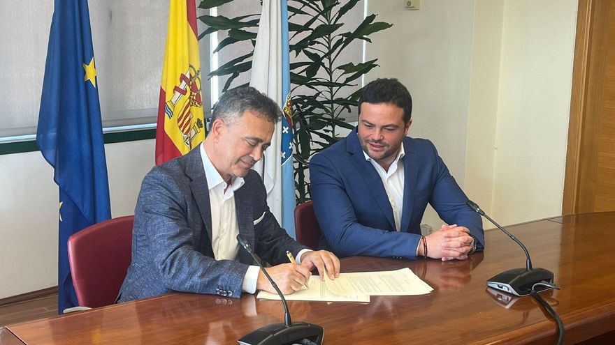 La promotora de la central hidroeléctrica de As Encrobas ábonará 50.000 euros al Concello y pondrá abastecimiento en el Xalo