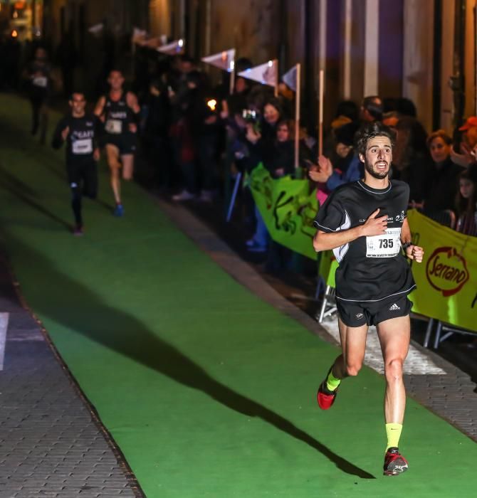 Búscate en la XVI San Silvestre de Rocafort