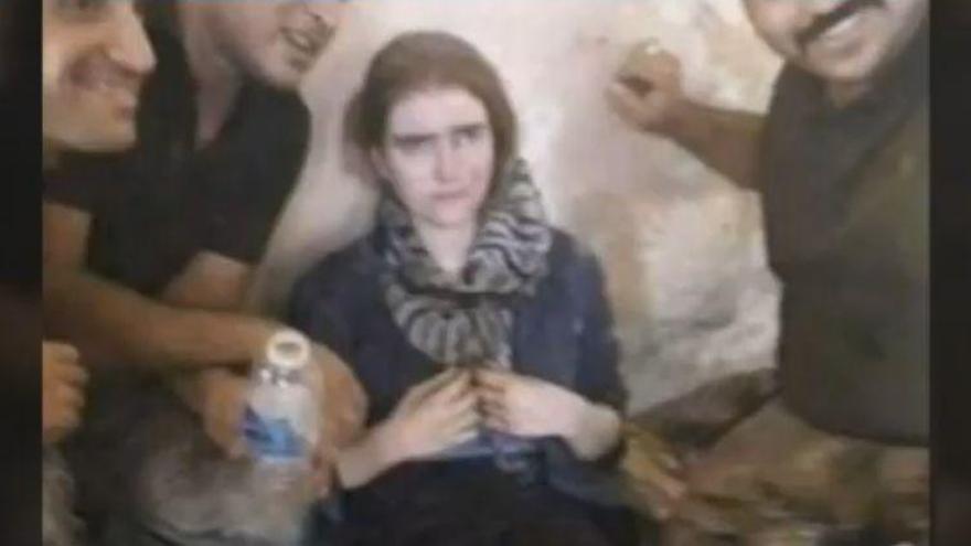 La adolescente alemana que se unió a ISIS dice arrepentirse y pide volver a su país