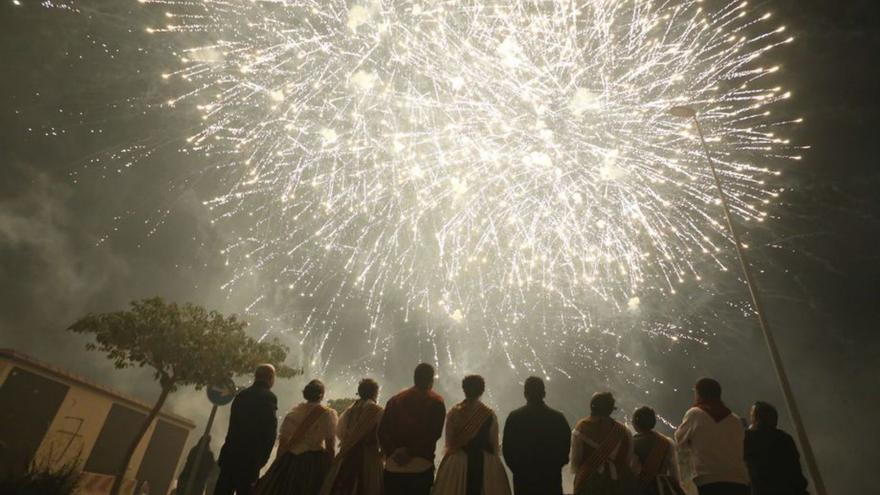 Las celebraciones de Sant Pasqual culminarán esta noche con una traca. | MEDITERRÁNEO