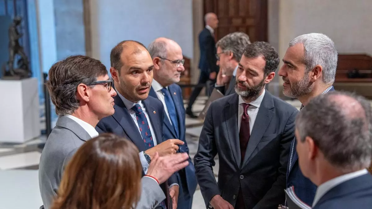 Dibujos a mano hasta las 7 de la mañana: así se gestó el pacto para la ampliación del Aeropuerto de Barcelona-El Prat