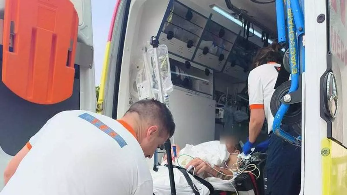 La tercera vida de Ángel, un vecino de Simat que sobrevivió a un atropello y ahora vence a una enfermedad cardíaca letal