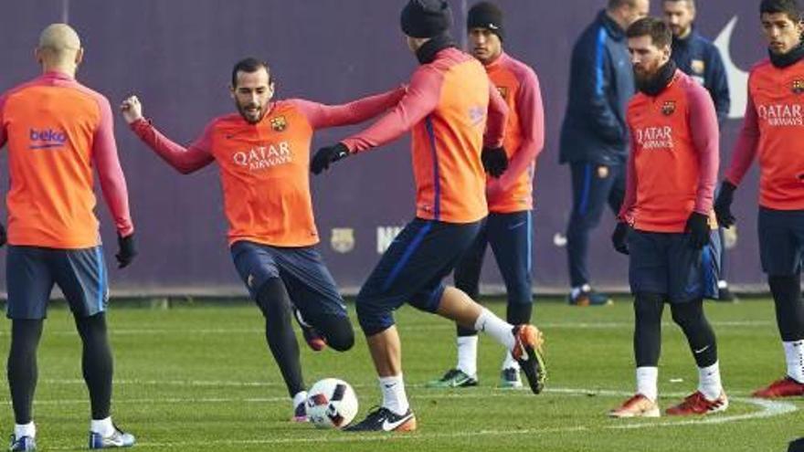 Una acció de l&#039;entrenament d&#039;ahir del Barça.