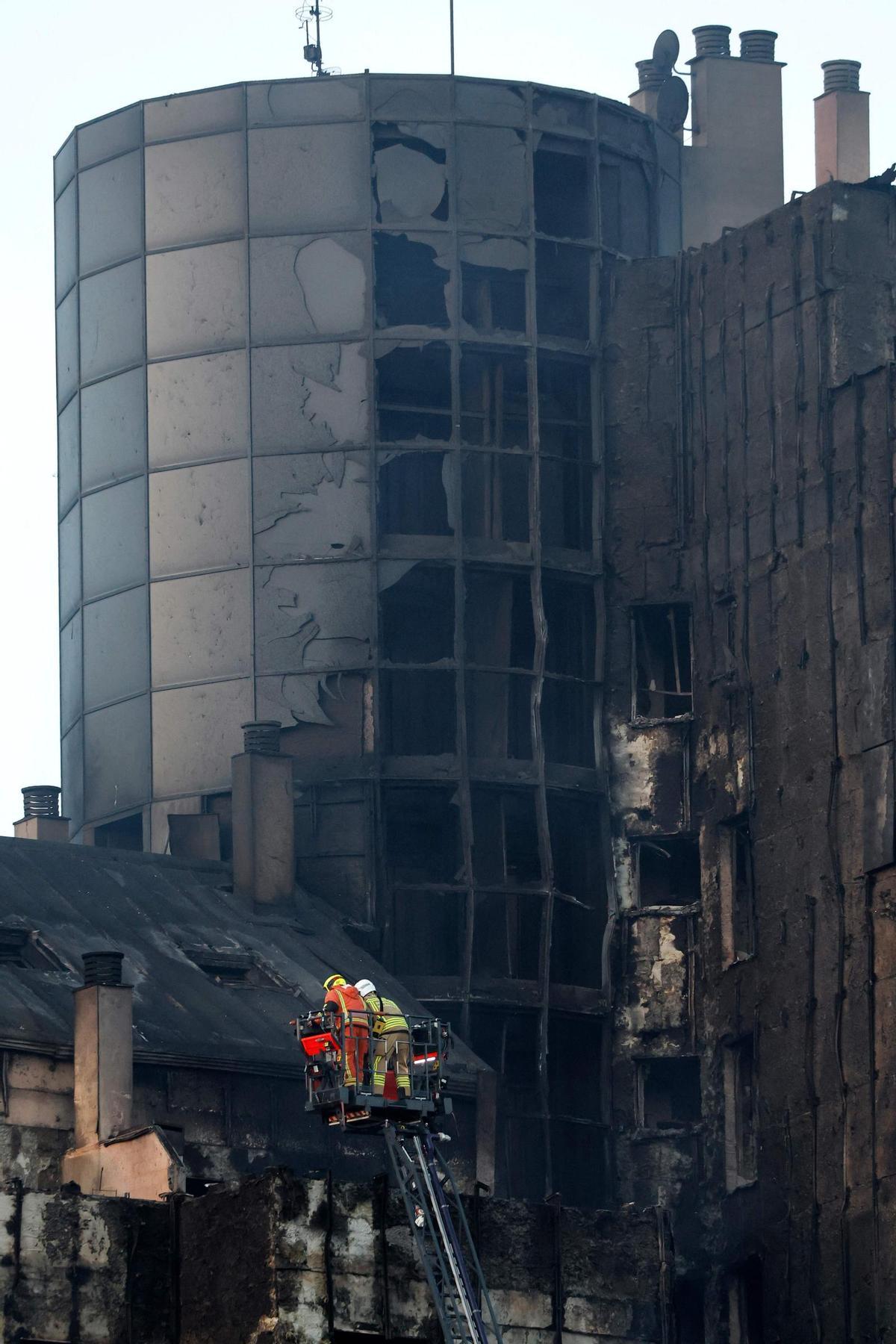 Devastador incendio en un edificio de Valencia: el día después