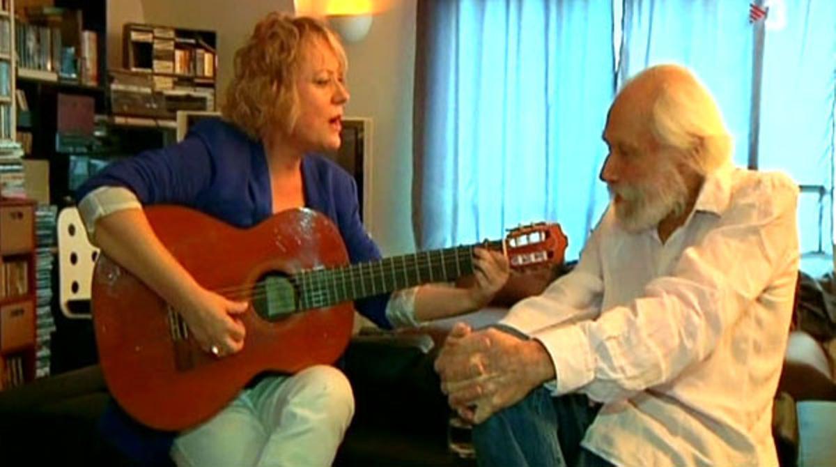 Marina Rossell, cantant per a Moustaki, a París (TV-3, 2011).