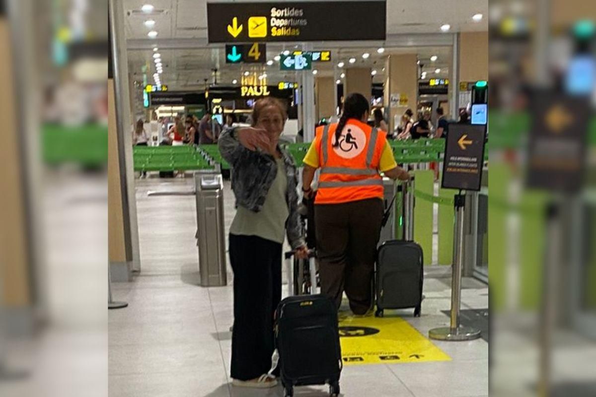 Orlinda, el día de su desaparición, en el aeropuerto de Ibiza