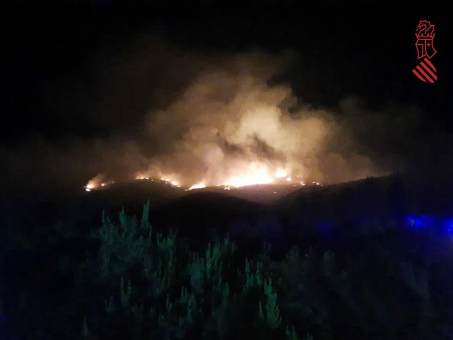 Incendio en en la Vall de la Gallinera