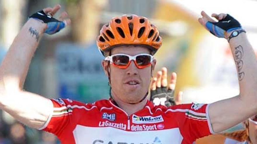 Farrar vence al sprint en Bitonto