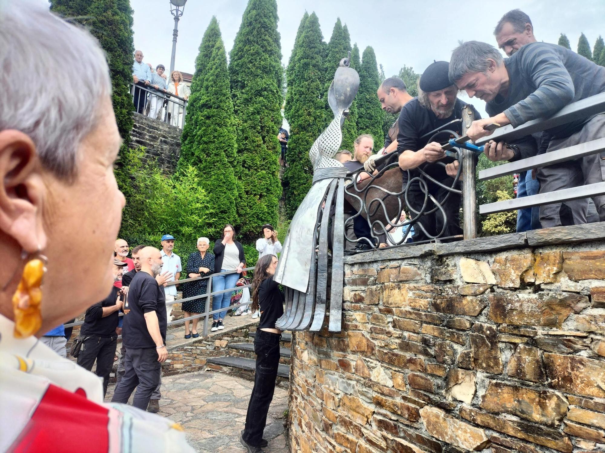 En imágenes: Santa Eulalia de Oscos encuentra a hilanderas y herreros