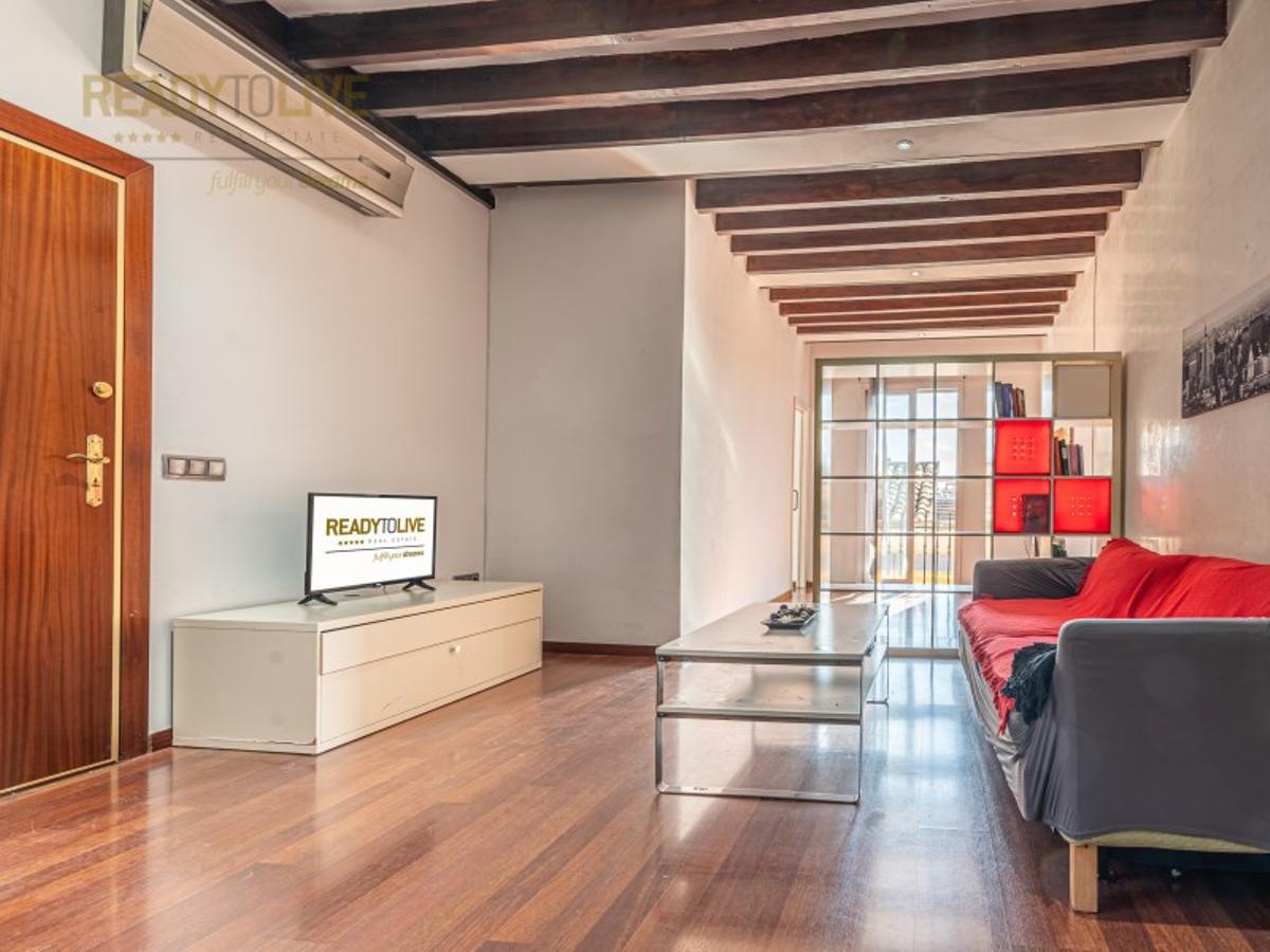 Encantadora vivienda en edificio histórico en El Mercat