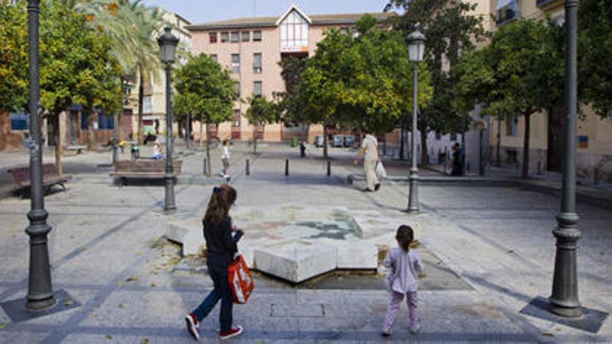 Una de las plazas predilectas para los «skaters».