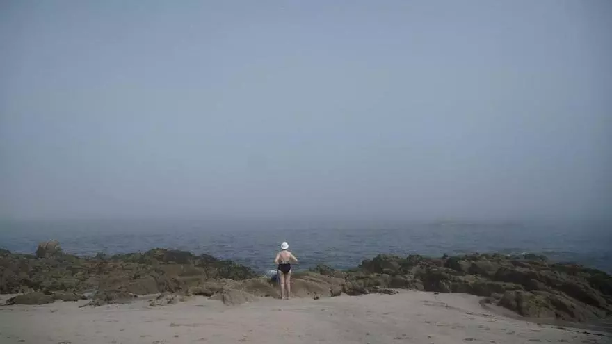 A Coruña recibe con niebla la semana del eclipse